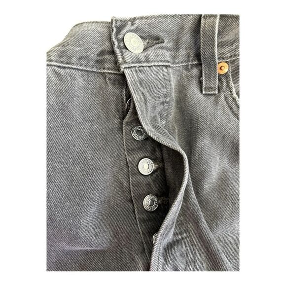 Levi's 501 Jeans Black Button Fly Frayed Hem Ankle High Rise Size 31x26 Waist 31 - Picture 6 of 9